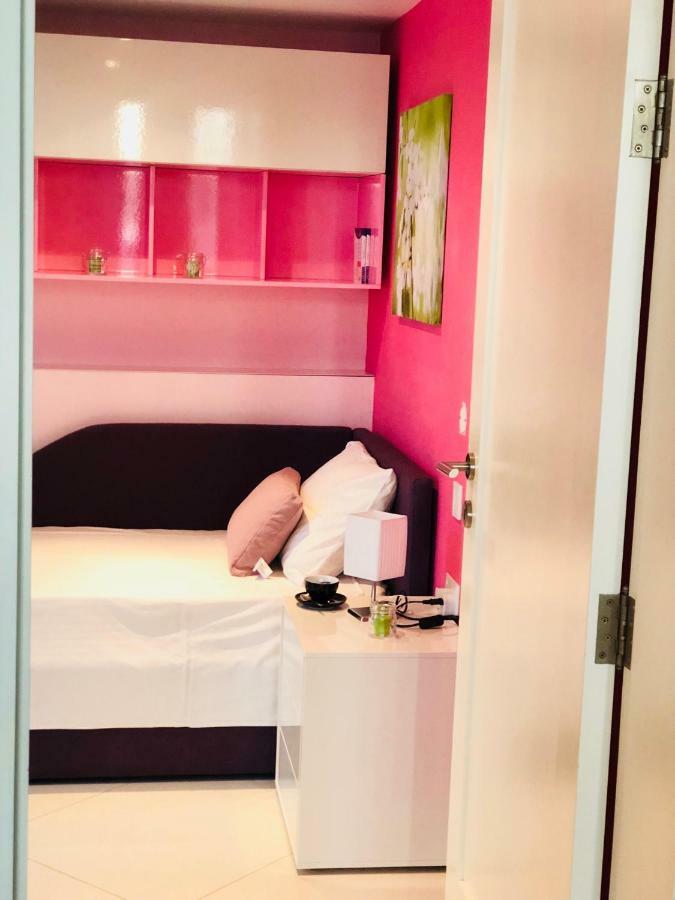 Window On The Sea Apartment เซนต์พอลส์เบย์ ภายนอก รูปภาพ