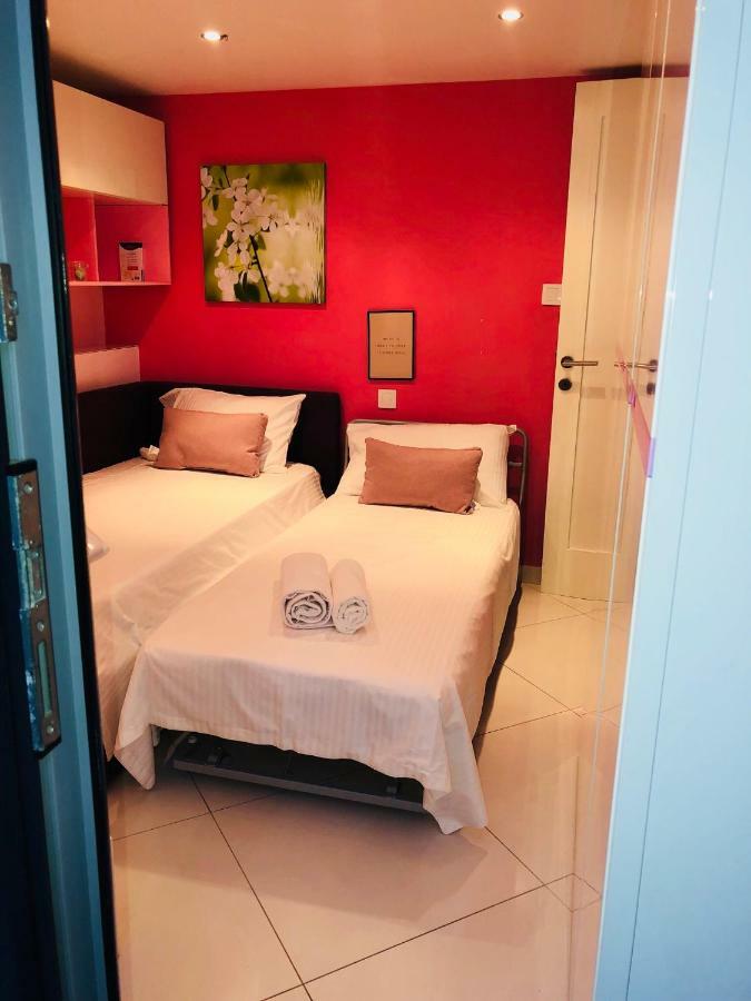 Window On The Sea Apartment เซนต์พอลส์เบย์ ภายนอก รูปภาพ