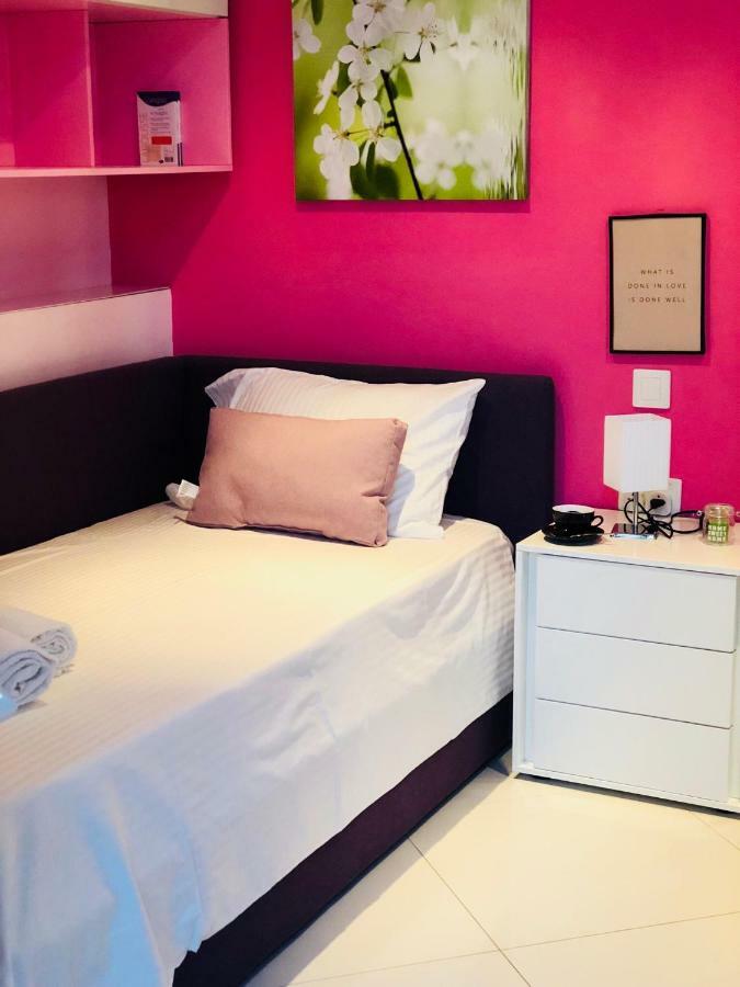 Window On The Sea Apartment เซนต์พอลส์เบย์ ภายนอก รูปภาพ