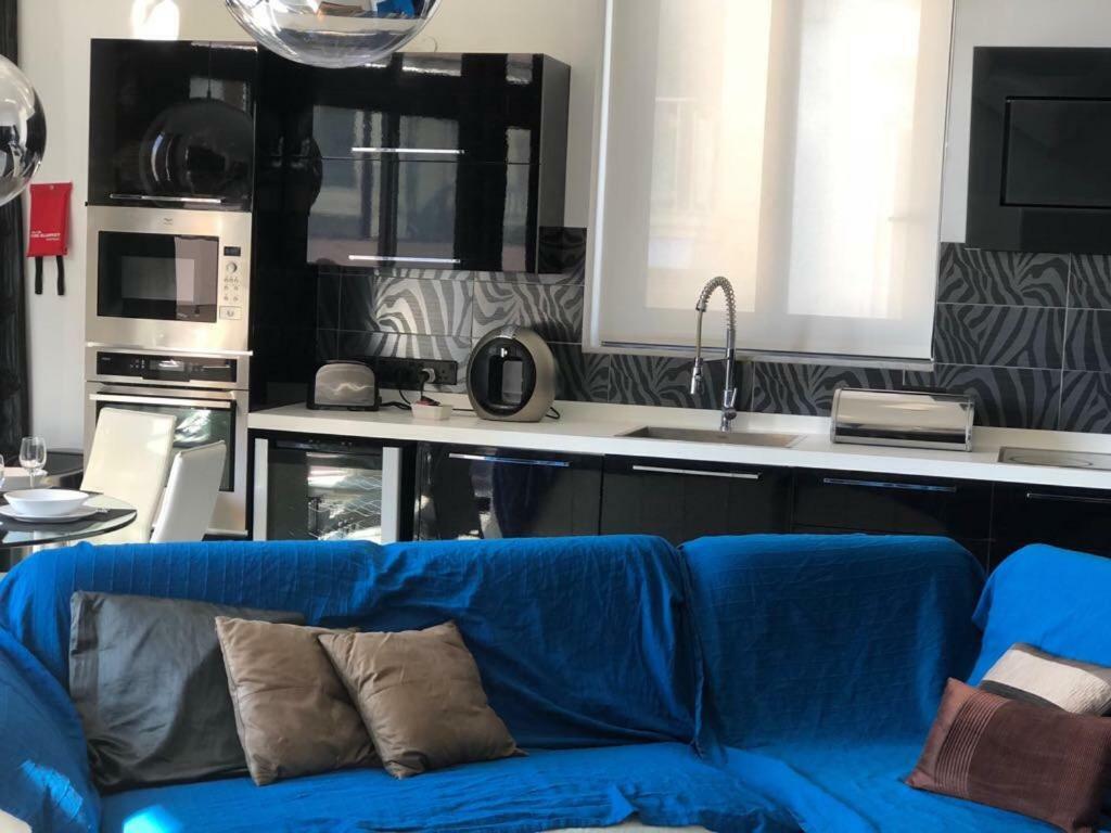 Window On The Sea Apartment เซนต์พอลส์เบย์ ภายนอก รูปภาพ
